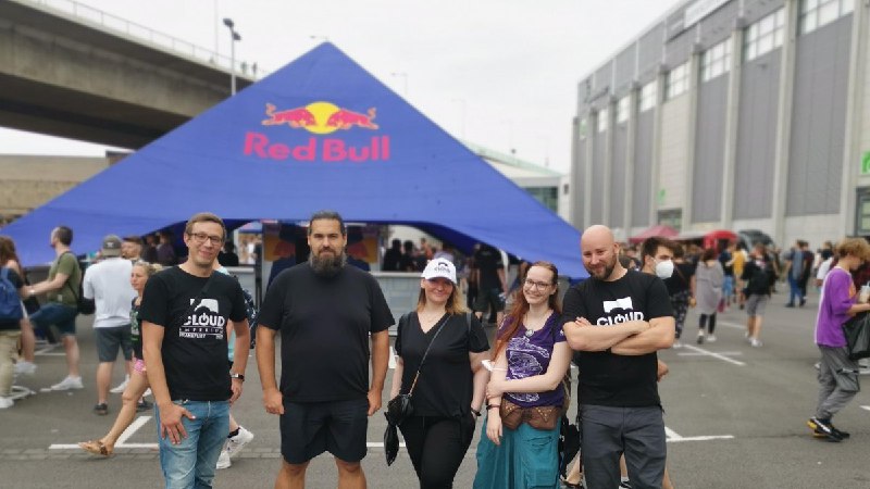 Star Citizen (@RobertsSpaceInd)